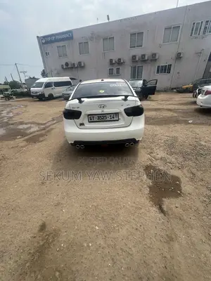 Hyundai Elantra 2008 White
