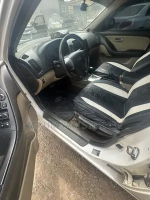 Hyundai Elantra 2008 White