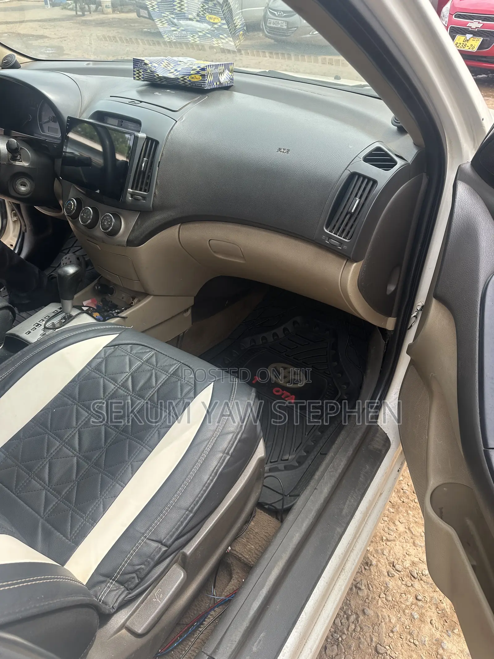 Hyundai Elantra 2008 White