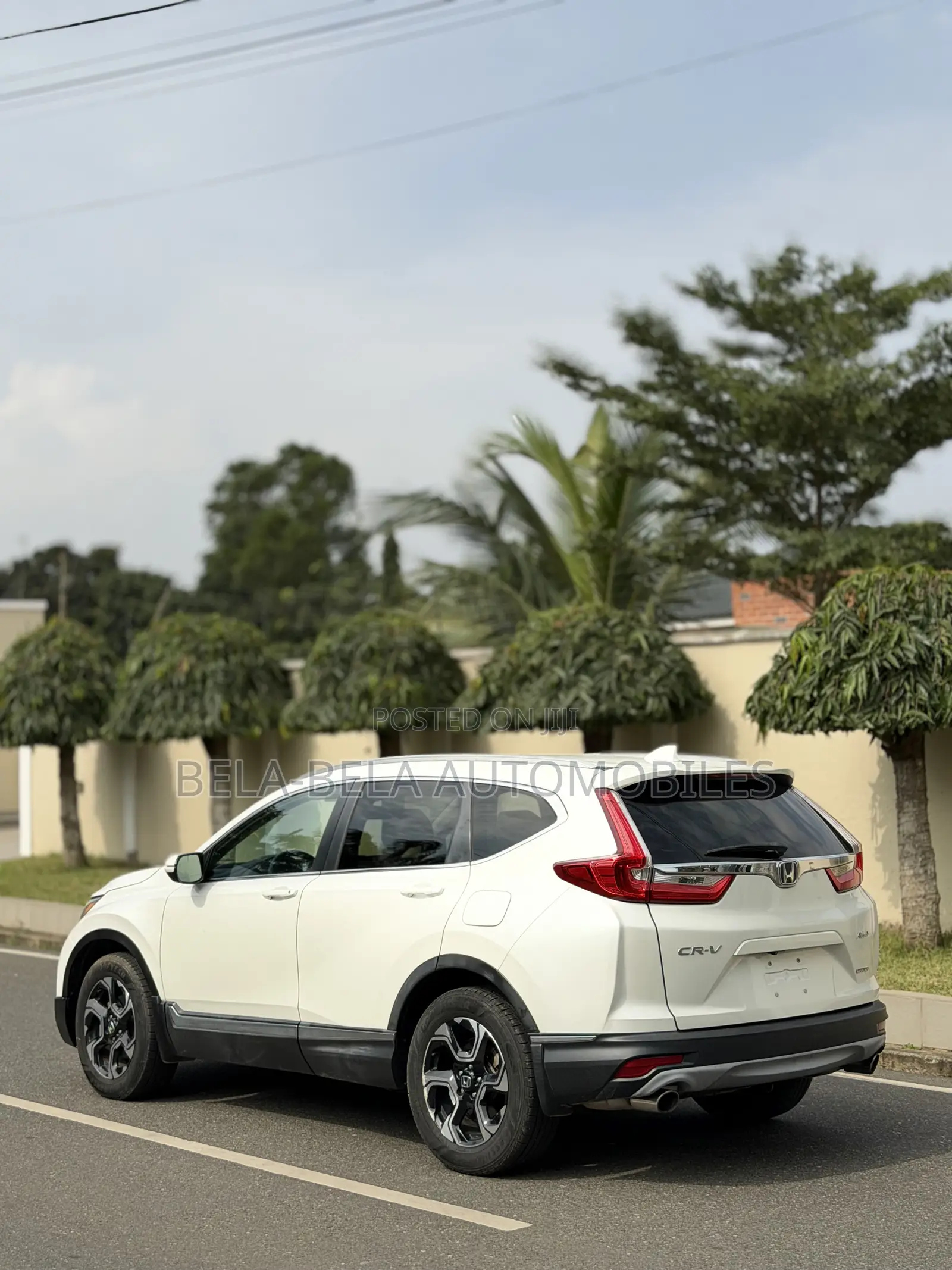 Honda CR-V Touring 4dr SUV (1.5L 4cyl CVT) 2017 White