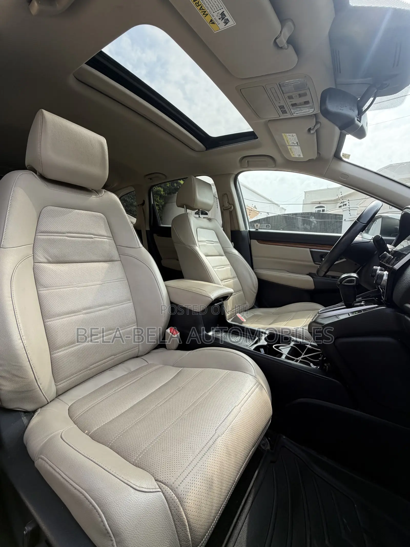 Honda CR-V Touring 4dr SUV (1.5L 4cyl CVT) 2017 White
