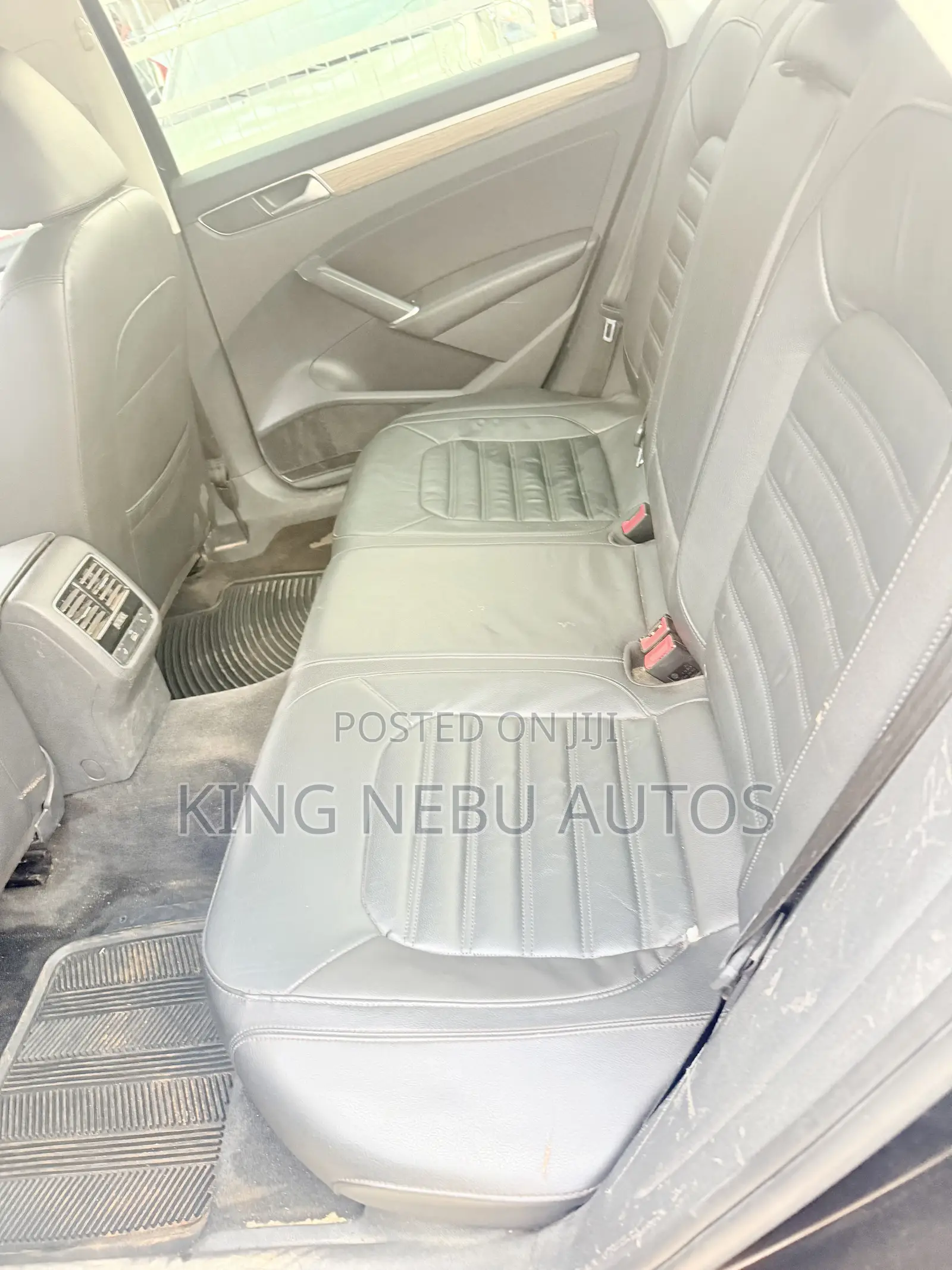 Volkswagen Passat 2.0T Wolfsburg Edition 2019 Blue