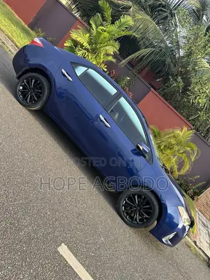 Toyota Corolla LE Eco 4dr Sedan (1.8L 4cyl CVT) 2015 Blue