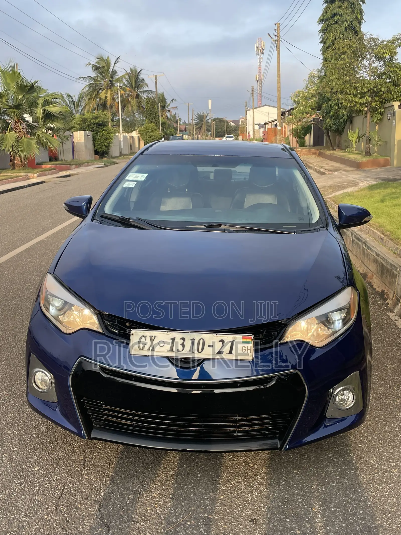 Toyota Corolla LE 4dr Sedan (1.8L 4cyl CVT) 2015 Blue