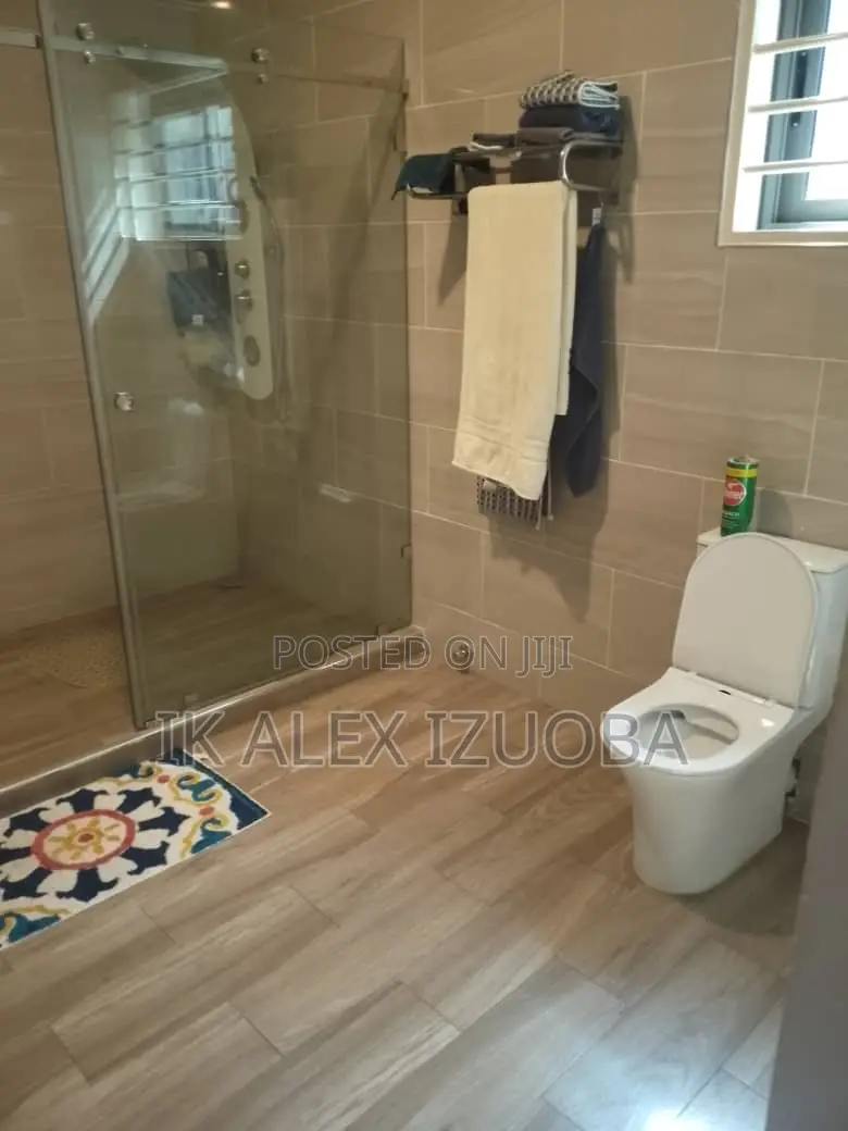 Furnished 4bdrm House in Lakeside Community 8 for sale