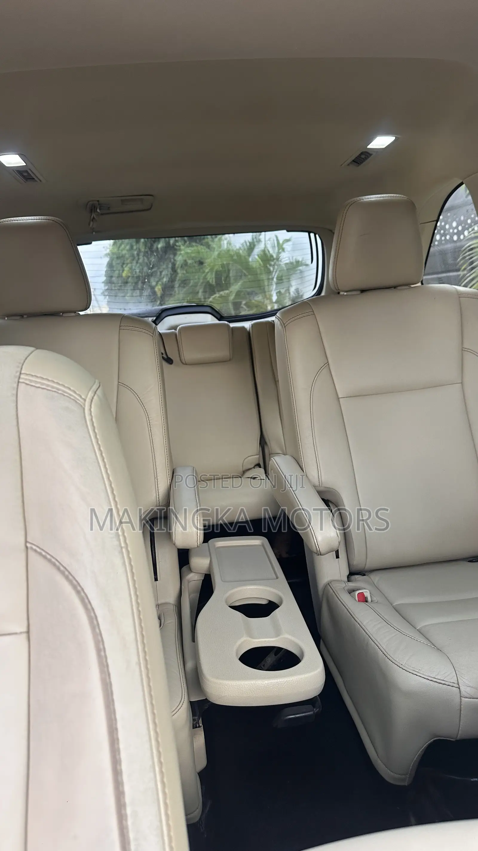 Toyota Highlander XLE 4x4 V6 (3.5L 6cyl 8A) 2017 Blue