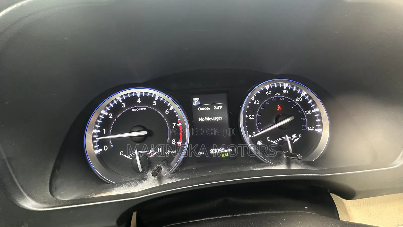 Toyota Highlander XLE 4x4 V6 (3.5L 6cyl 8A) 2017 Blue