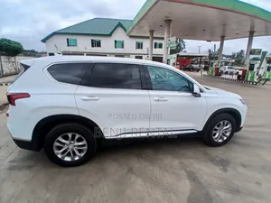Hyundai Santafe for Rentals