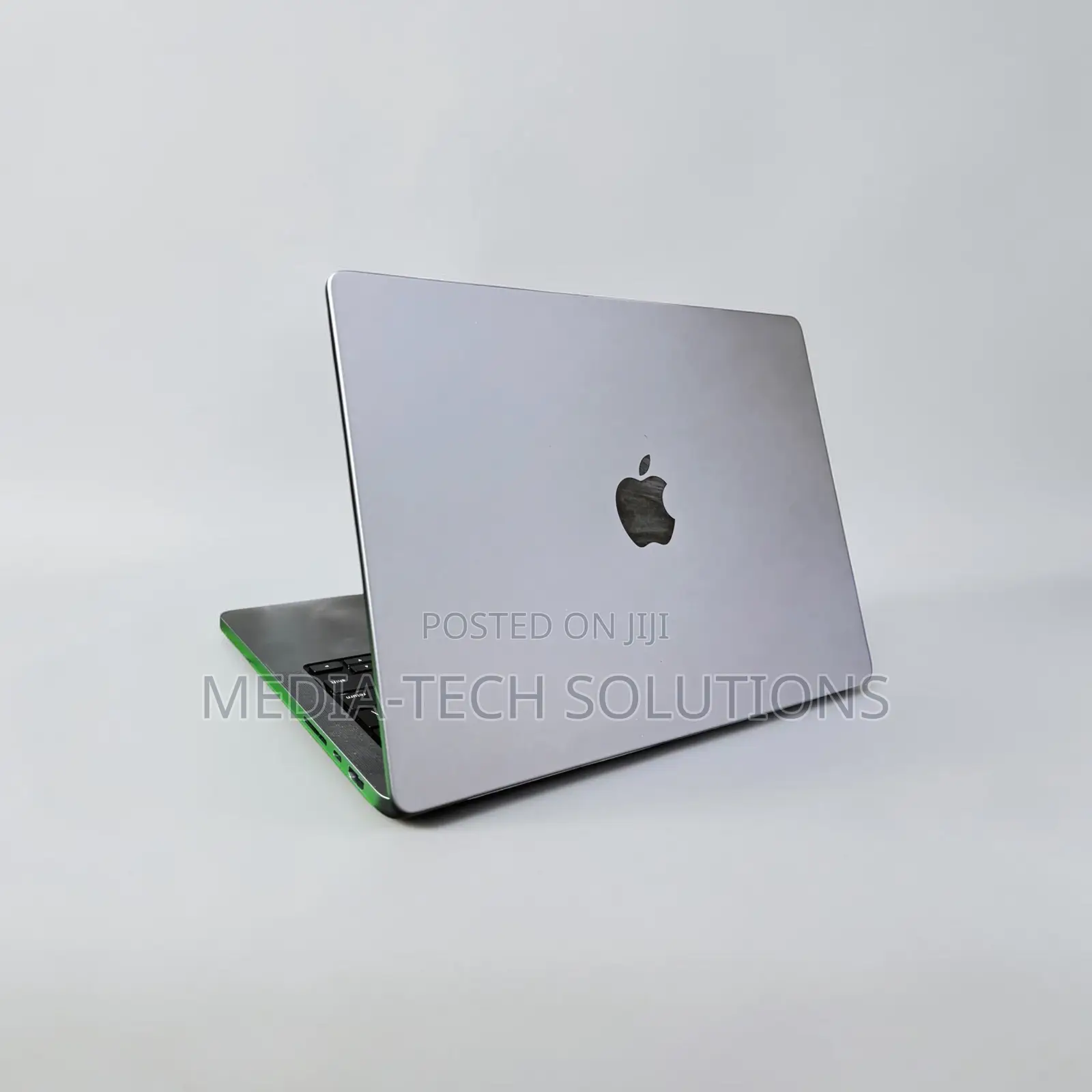 Laptop Apple MacBook Pro 2021 M1 32GB Apple M1 SSD 512GB