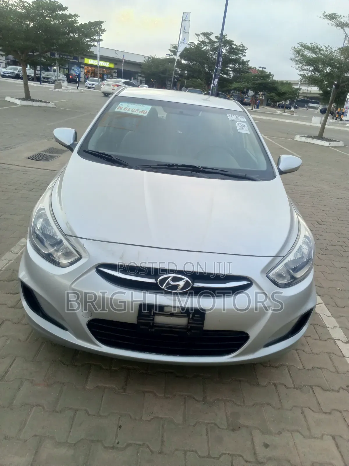 Hyundai Accent SE Sedan 2017 Silver