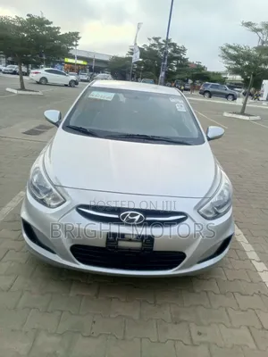 Hyundai Accent SE Sedan 2017 Silver