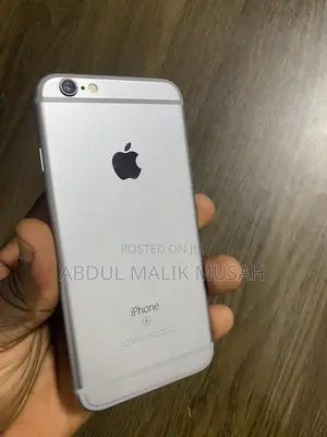Apple iPhone 6s 16 GB Silver