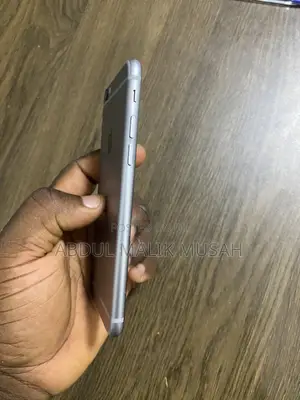 Apple iPhone 6s 16 GB Silver
