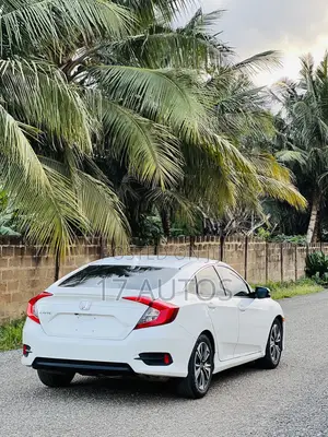 Honda Civic EX Sedan 2018 White