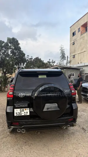 Toyota Land Cruiser Prado 2017 Black