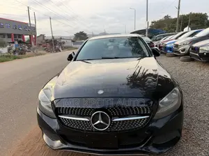Mercedes-Benz C300 2015 Black