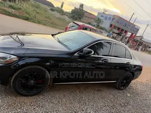 Mercedes-Benz C300 2015 Black