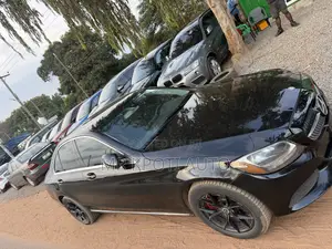 Mercedes-Benz C300 2015 Black