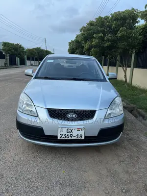 Kia Rio Base 4dr Sedan (1.6L 4cyl 5M) 2010 Silver
