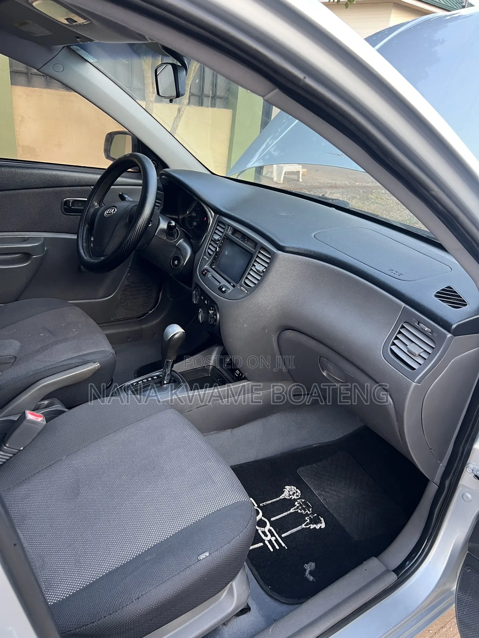 Kia Rio Base 4dr Sedan (1.6L 4cyl 5M) 2010 Silver