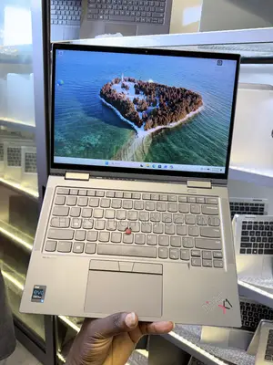Laptop Lenovo ThinkPad X1 Yoga 16GB Intel Core i5 SSD 512GB