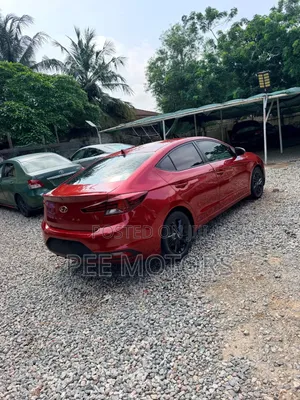 Hyundai Elantra ECO 2020 Red
