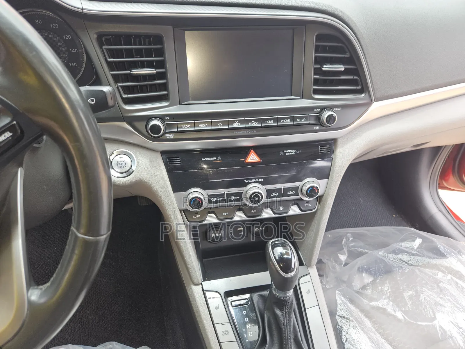 Hyundai Elantra ECO 2020 Red