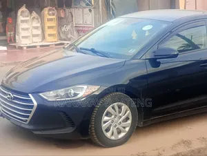 Hyundai Elantra 2019 Black