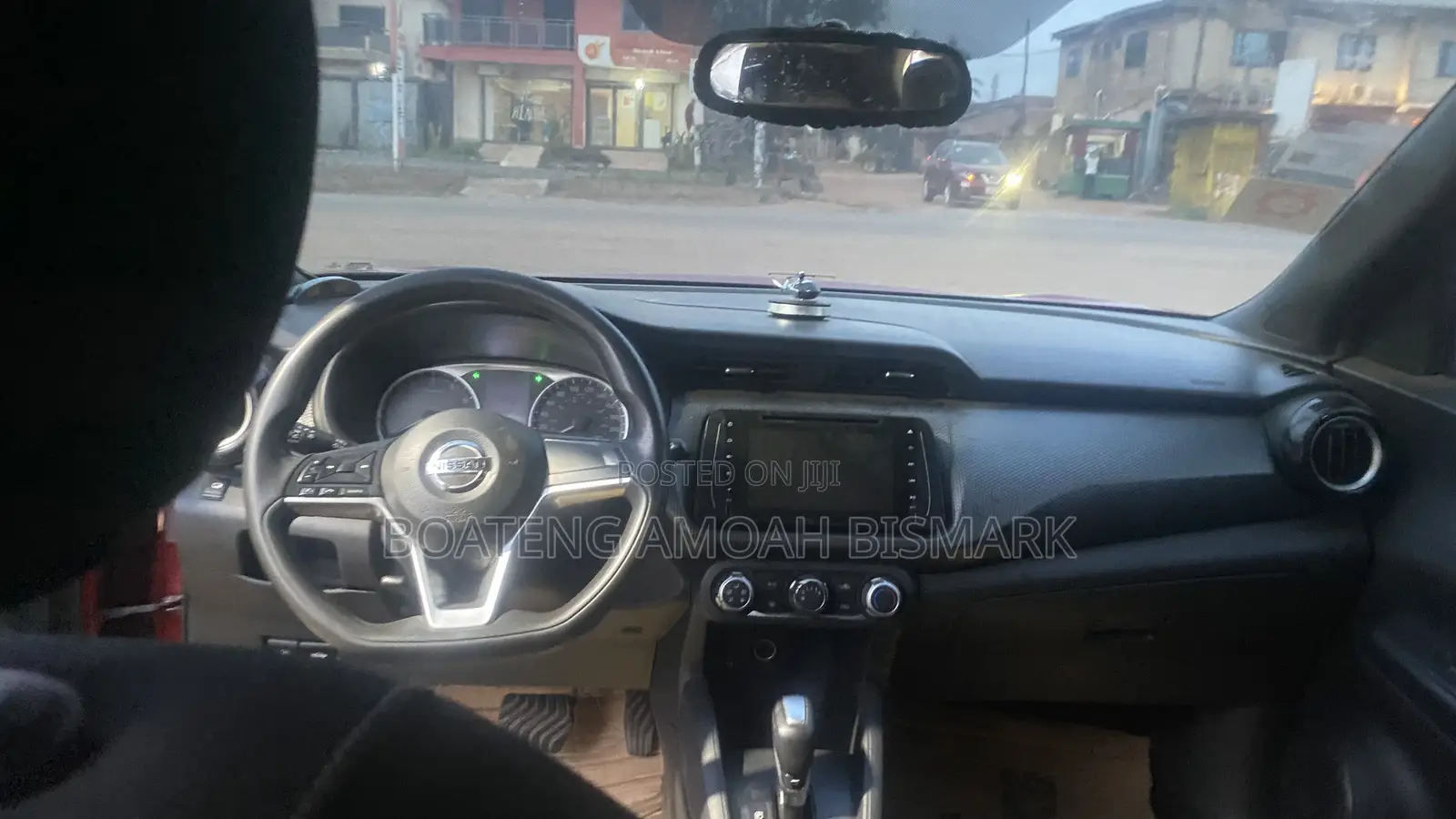 Nissan Kicks 2019 Red