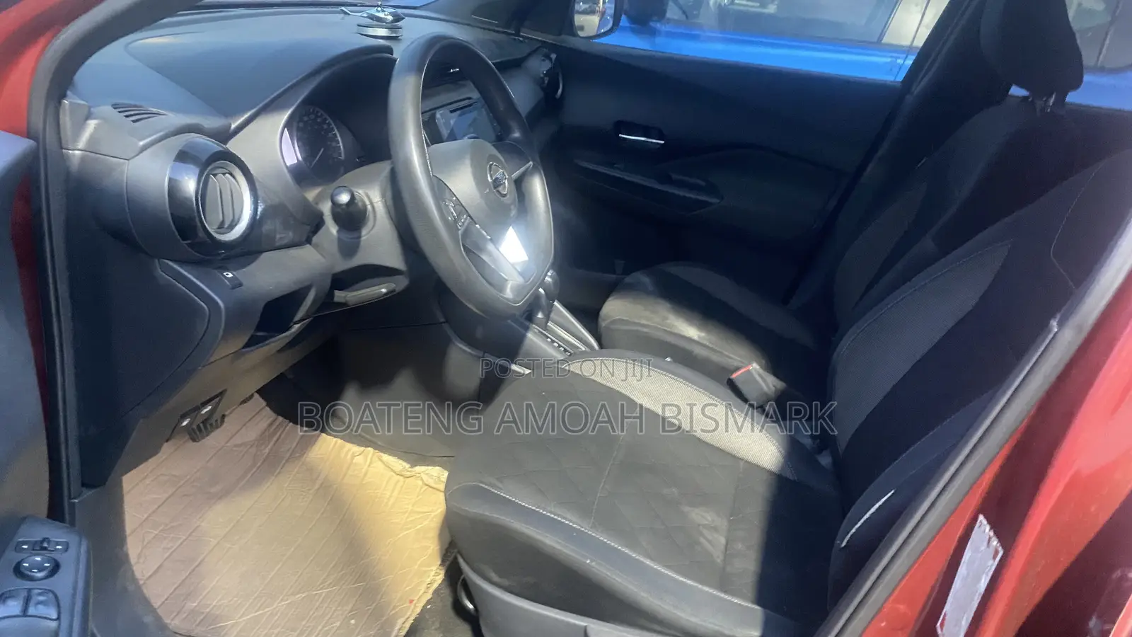 Nissan Kicks 2019 Red