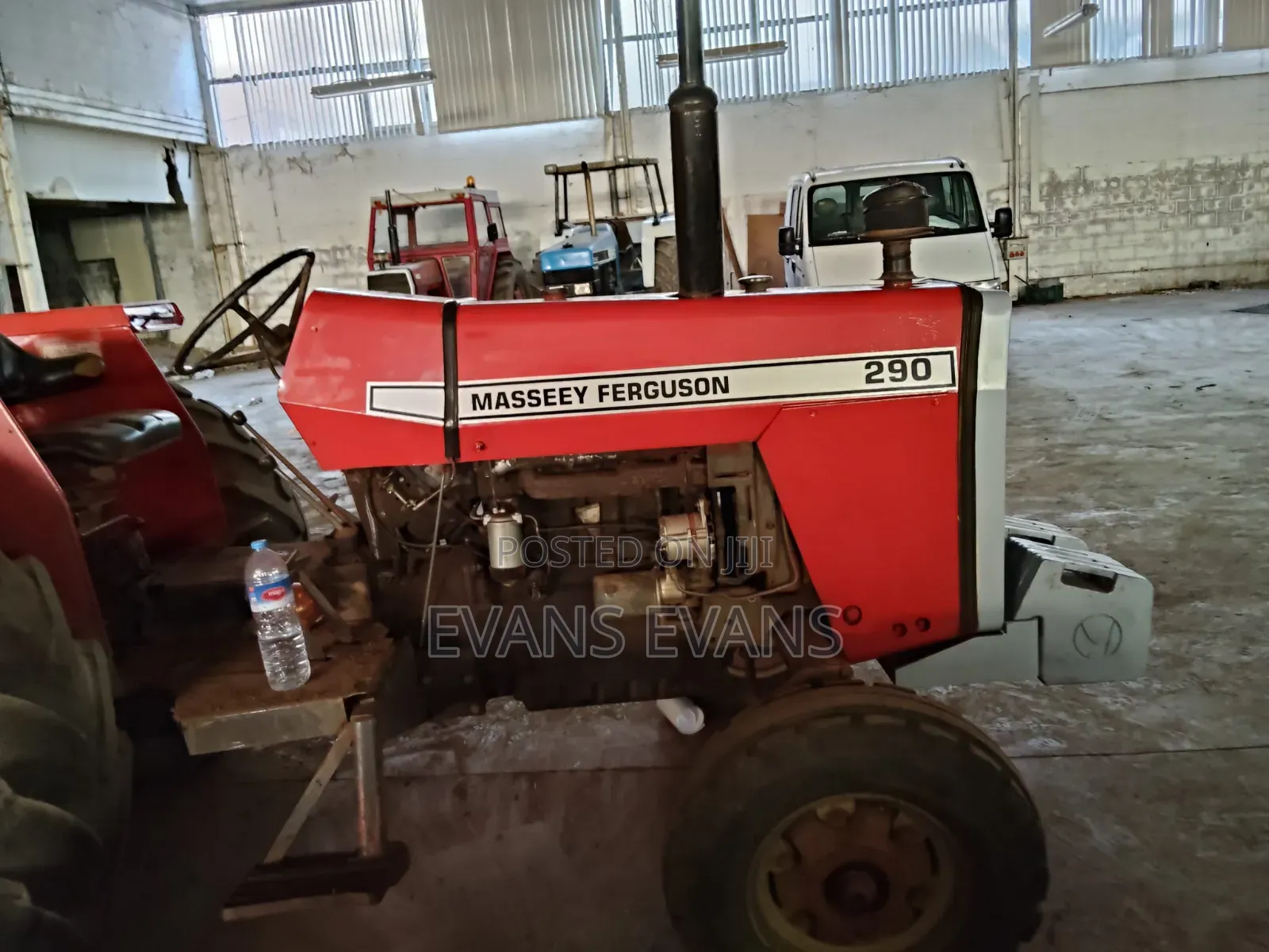 Massey Ferguson 290 Tractor