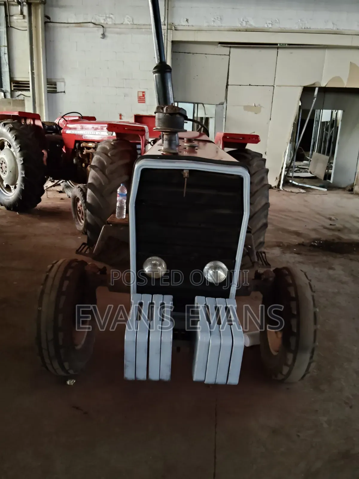 Massey Ferguson 290 Tractor