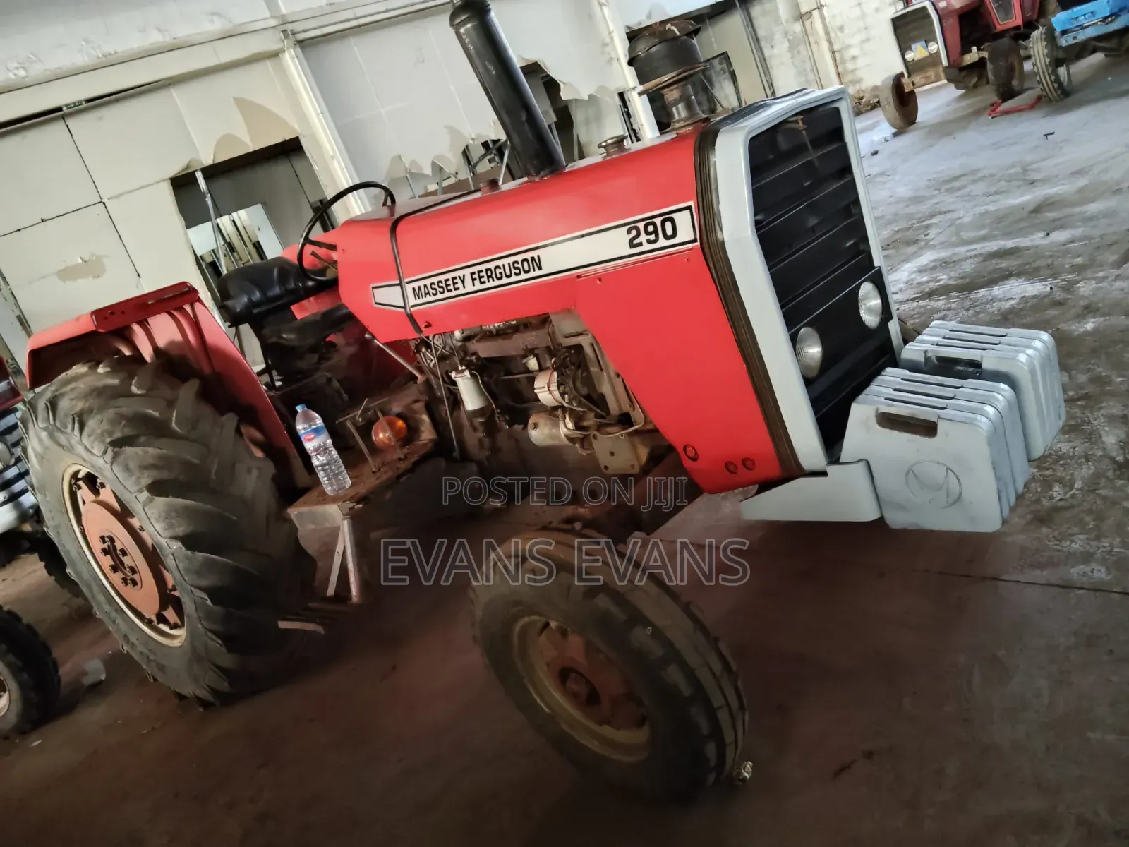 Massey Ferguson 290 Tractor