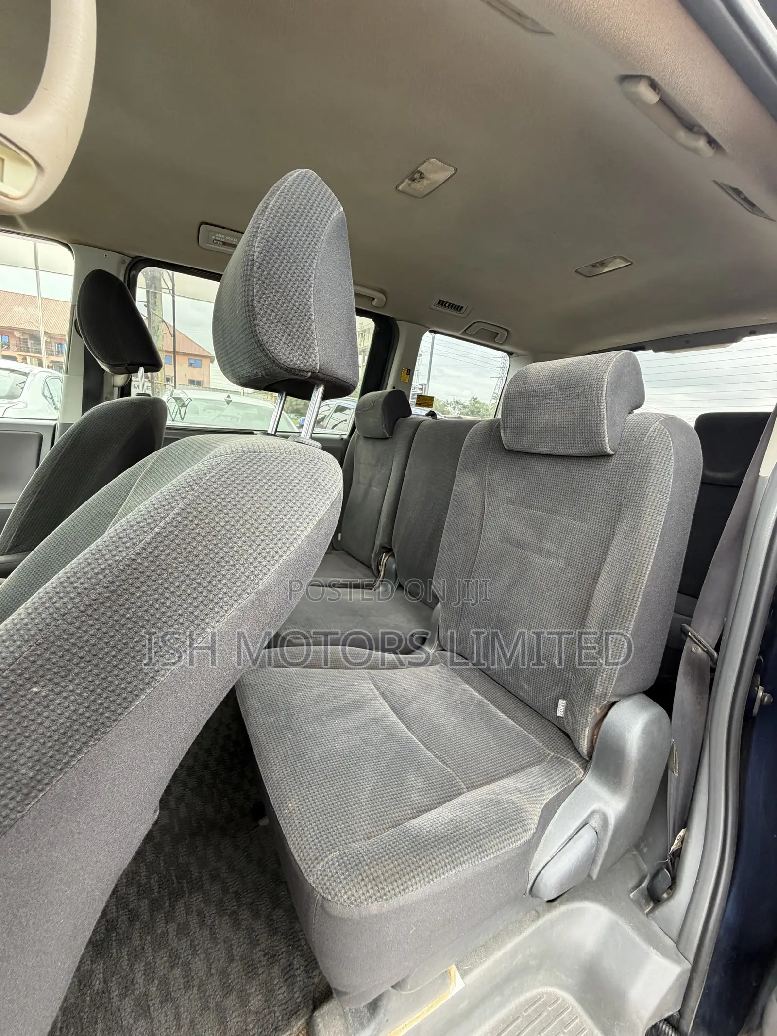 Toyota Voxy ZS Kirameki III 4WD 8-Seater 2013 Blue