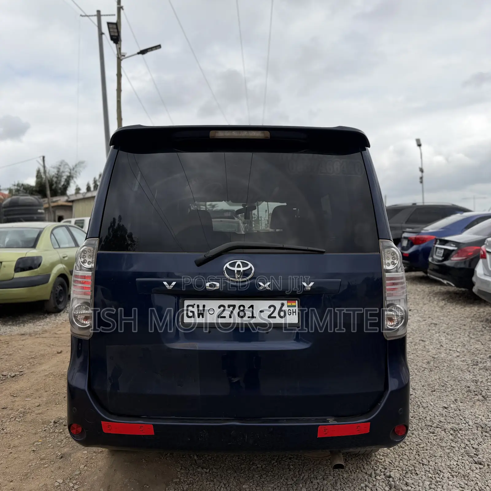 Toyota Voxy ZS Kirameki III 4WD 8-Seater 2013 Blue