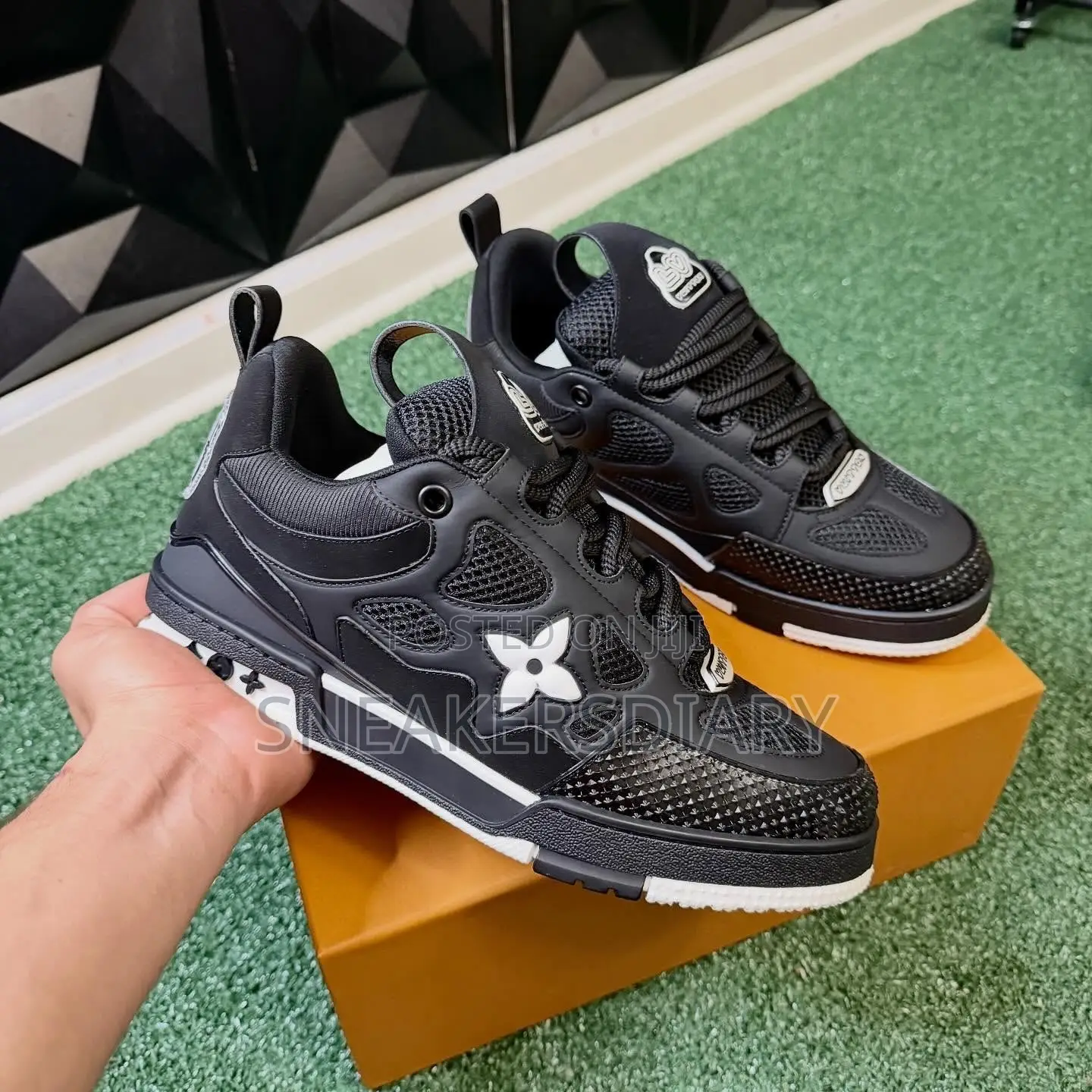 LV Trainer Sneaker