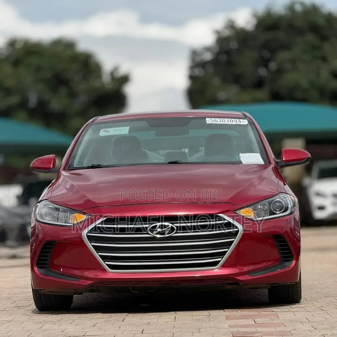 Hyundai Elantra Limited Sedan FWD (2.0L 4cyl 6A) 2017 Red