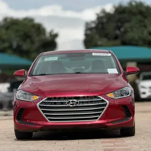 Hyundai Elantra Limited Sedan FWD (2.0L 4cyl 6A) 2017 Red