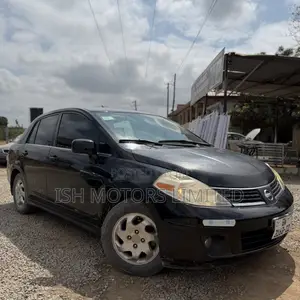Nissan Versa 2006 Black