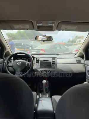 Nissan Versa 2006 Black