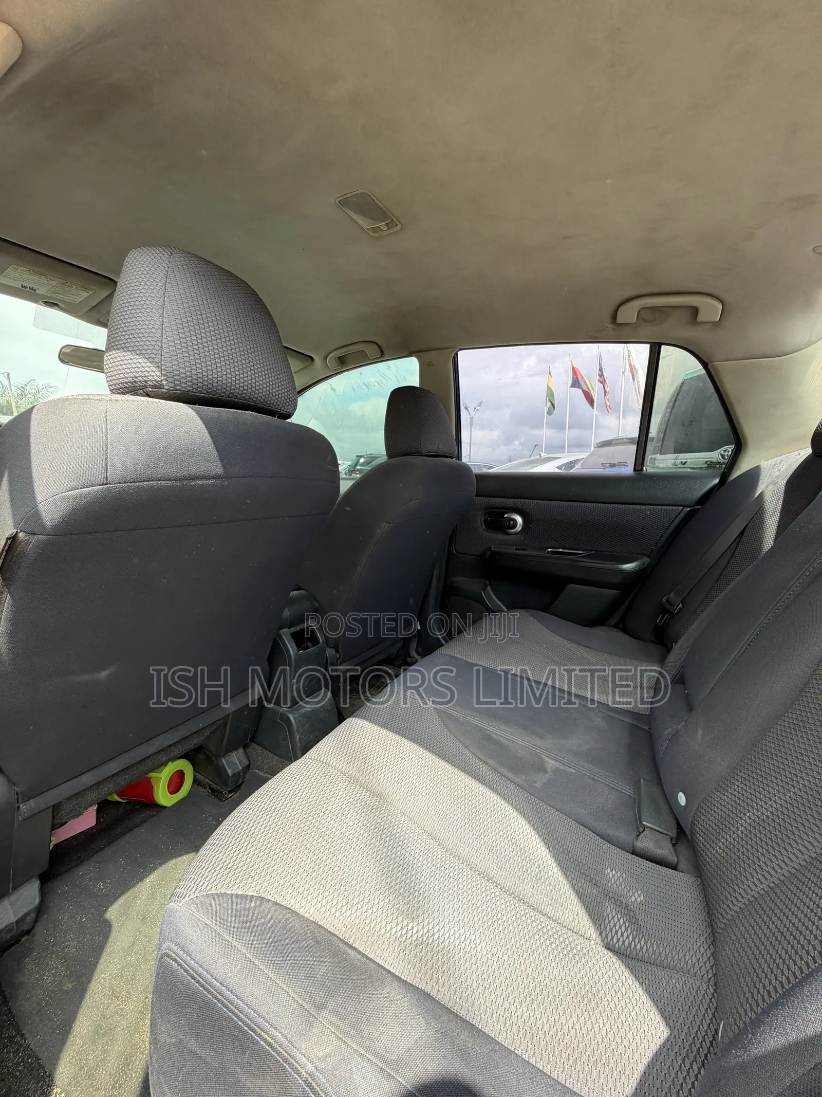 Nissan Versa 2006 Black