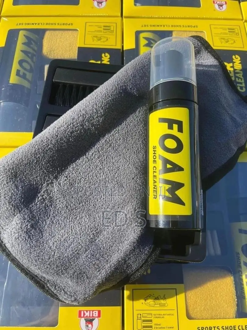 Sneaker Cleaning Kit & Sneaker Quick Wet Wipes