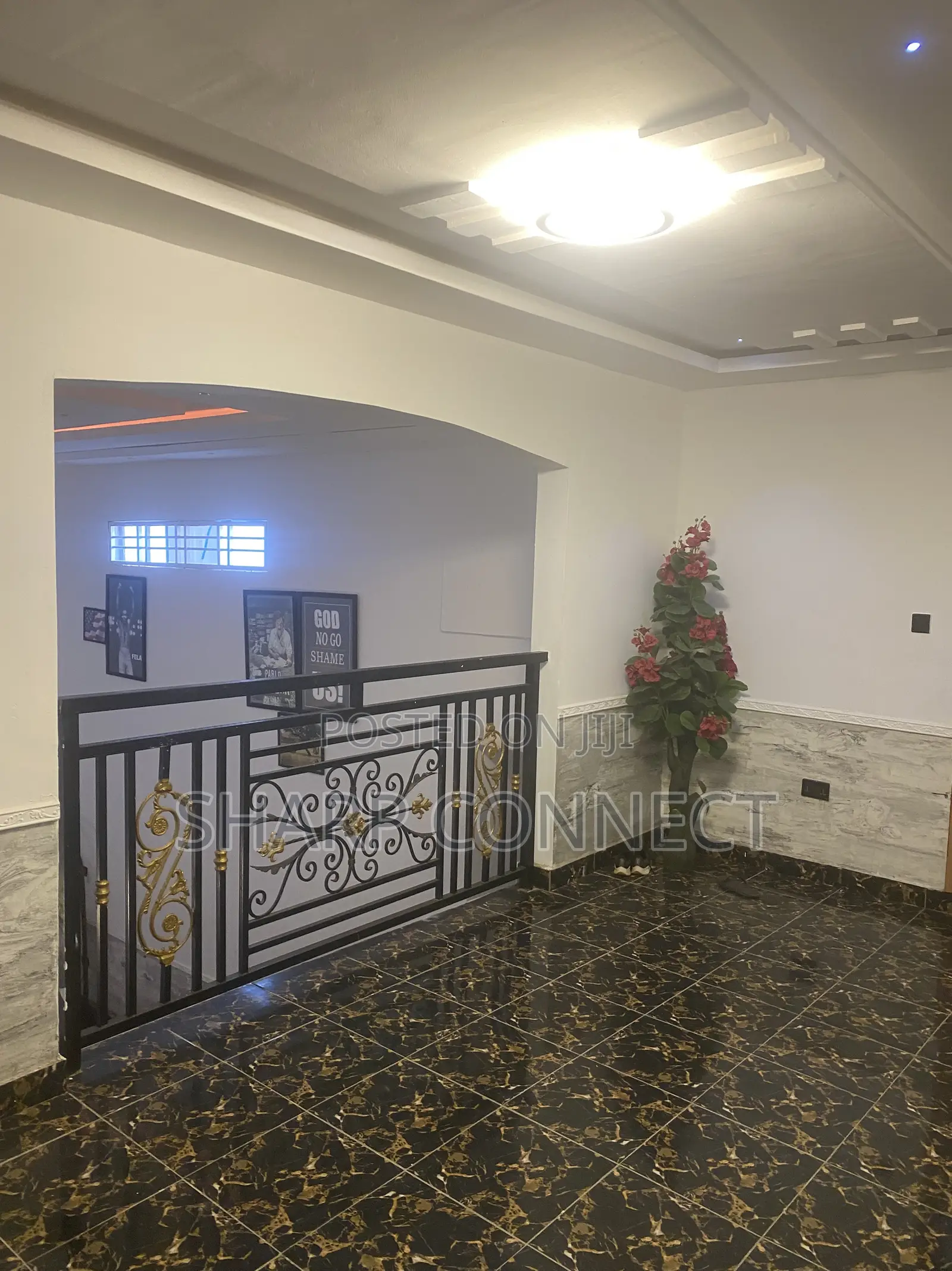 5bdrm Duplex in Sharp-Connect., Toll Booth for rent