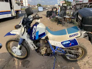 Suzuki 2008 White