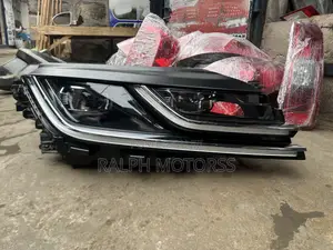 Volkswagen Arteon 2020-24 Headlight