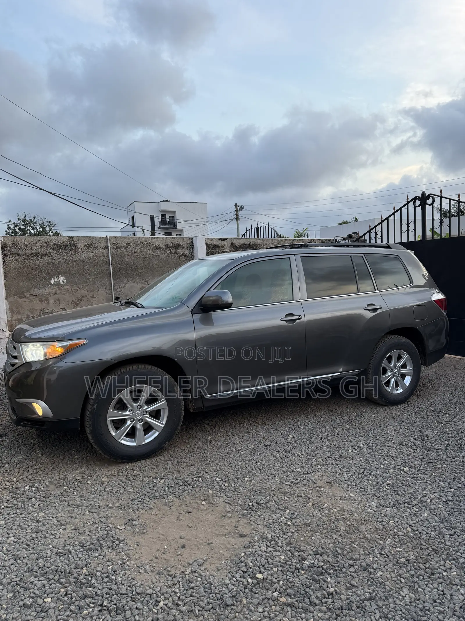 Toyota Highlander Limited 3.5l 4WD 2013 Gray