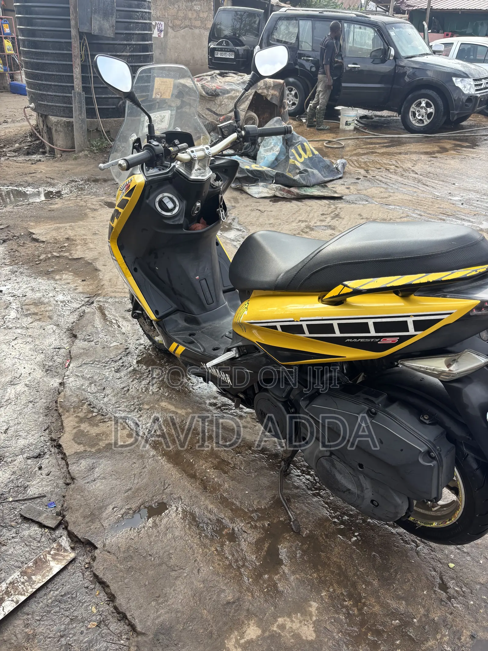 Yamaha Majesty 2025 Yellow