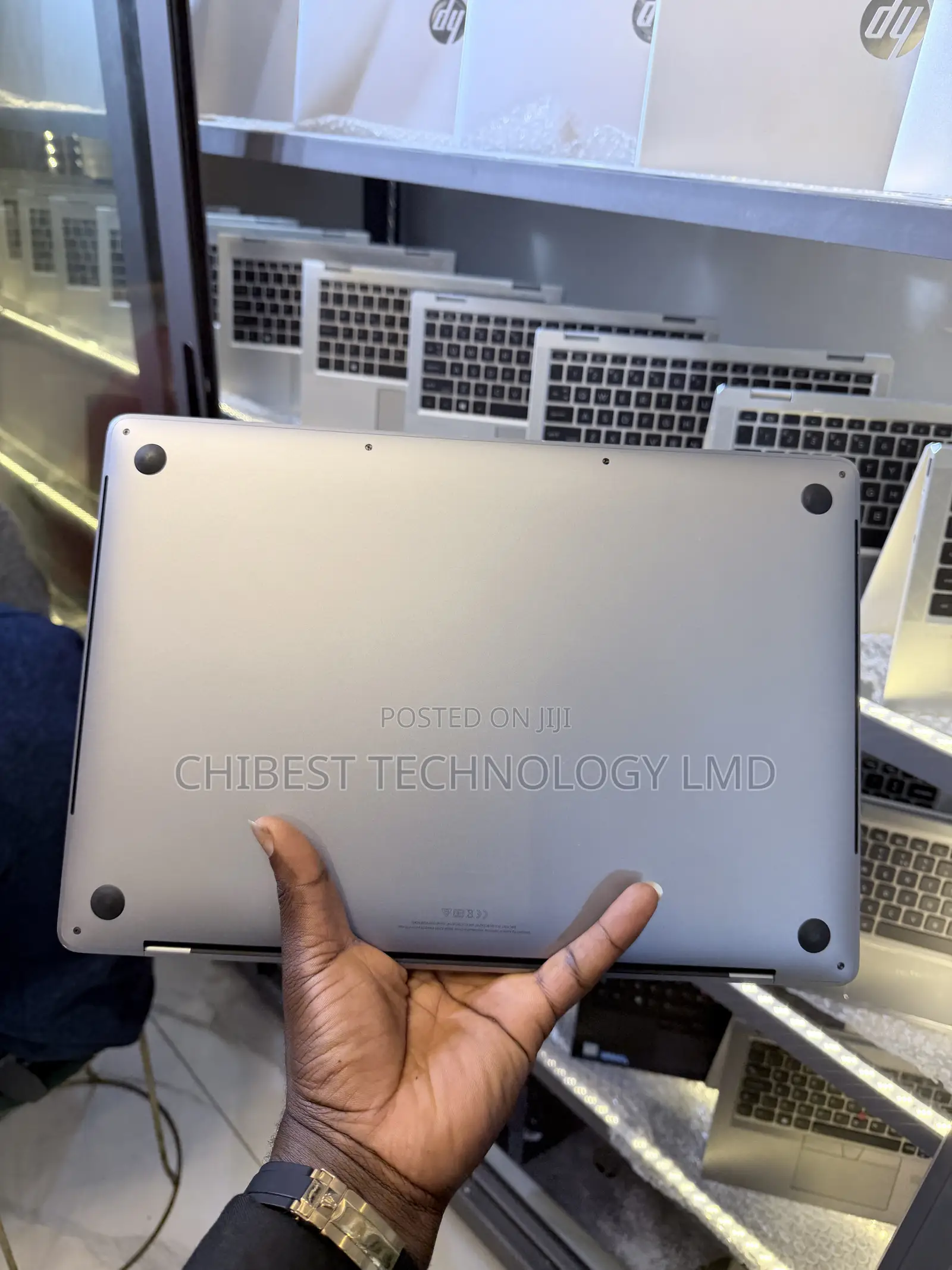 Laptop Apple MacBook Pro 2019 16GB Intel Core i9 SSD 1T