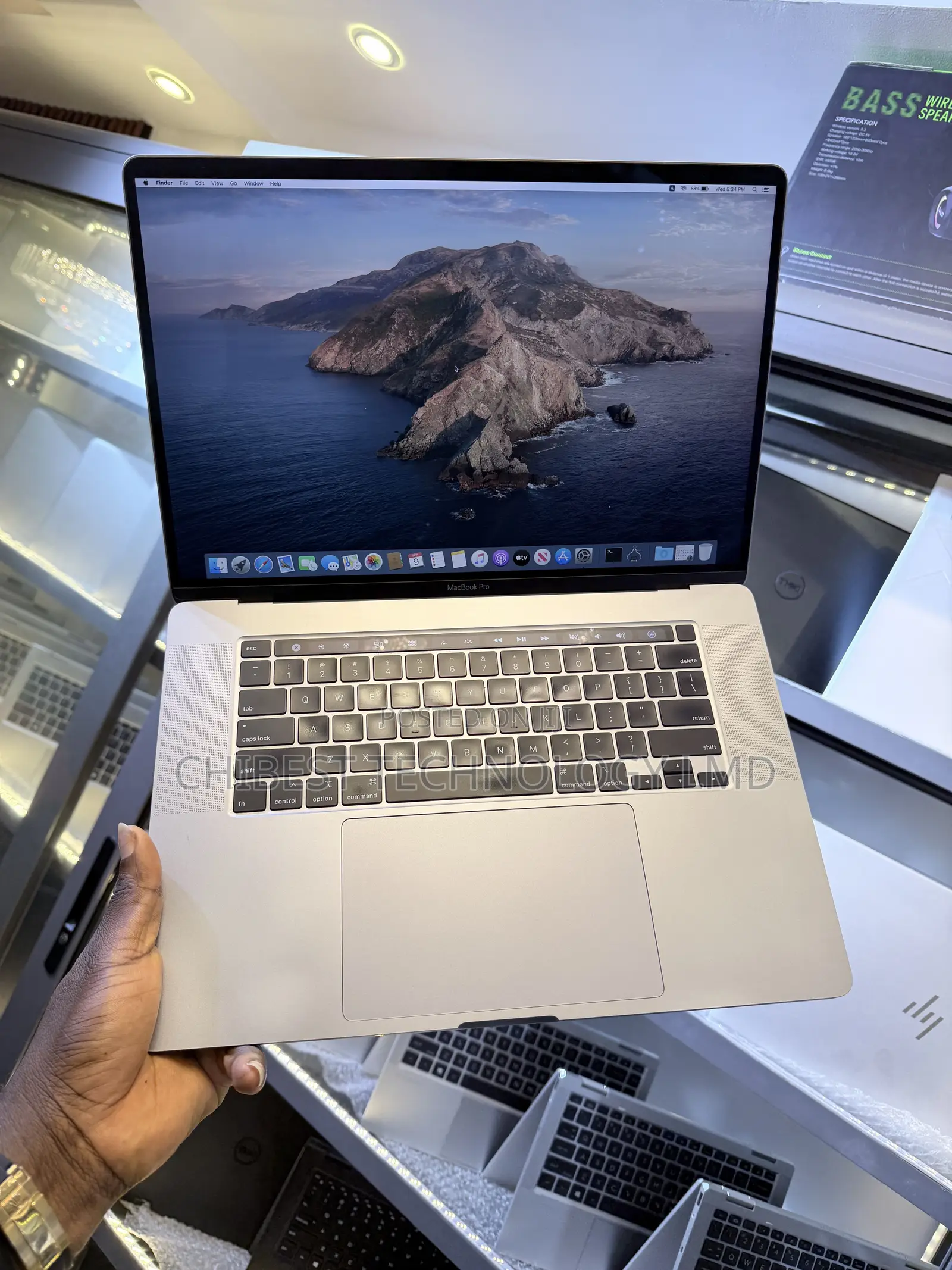Laptop Apple MacBook Pro 2019 16GB Intel Core i9 SSD 1T