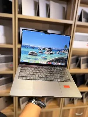 Laptop Apple MacBook Pro 16GB Apple M5 SSD 512GB